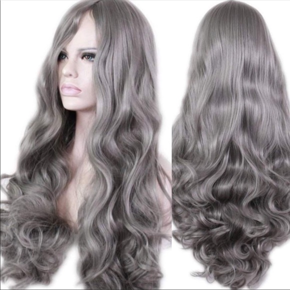 ✨Grey 28" LONG CURLY COSPLAY WIG 🔖NWT✨ - Picture 2 of 7